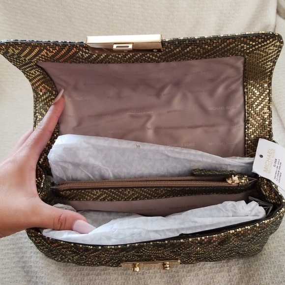 Michael Kors shoulder bag! - Picture 2 of 4